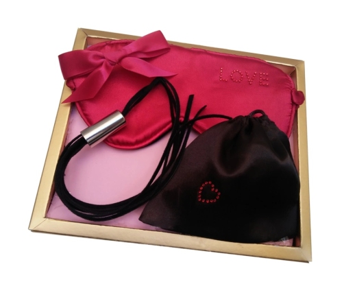 INEDIT Dominatrix Whip Kit - Complete Satin Mask & Whip Set