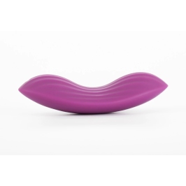 Svakom - Edeny App Controlled Clitoral Stumulator Violet