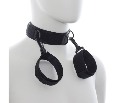 OHMAMA FETISH - NYLON HANDCUFFS AND COLLAR