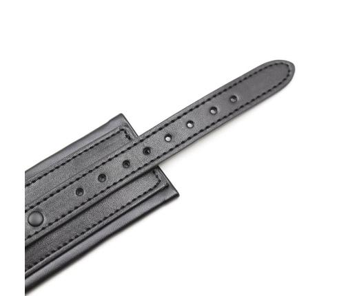 OHMAMA FETISH - WRIST RESTRICTIONS