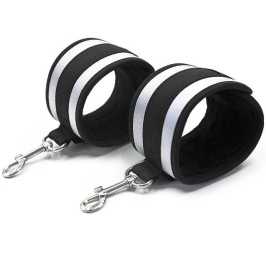 OHMAMA FETISH - GREY WRIST CUFFS OHMAMA FETISH - GREY WRIST CUFFS