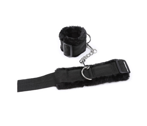 OHMAMA FETISH - RESTRICCIONES MUÑECAS CON PELITOS