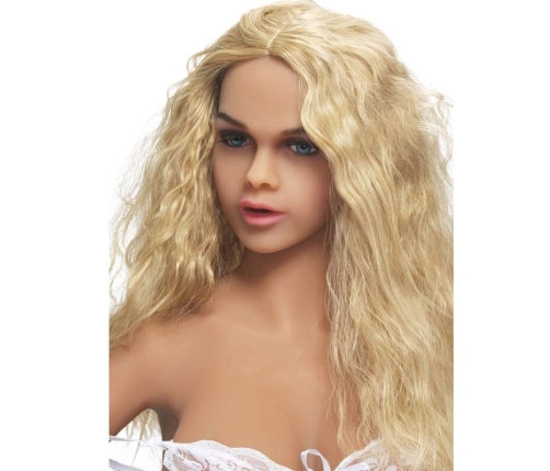 HIDDEN DESIRE - BANGER BABE HELEN