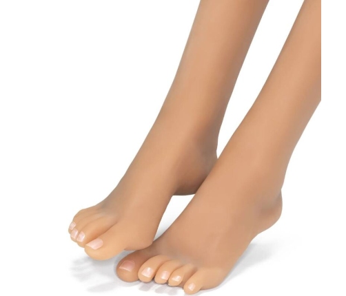 HIDDEN DESIRE - BANGER BABE HELEN