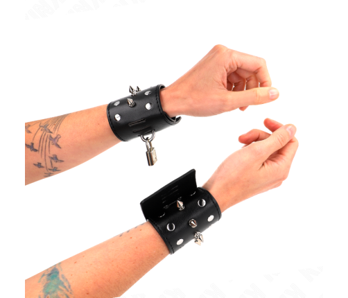 KINK - PUNK WRIST RESTRAINTS WITH SPIKES 25 X 6 CM