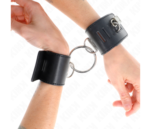 KINK - FIXED WRIST RESTRAINTS WITH RING AND PADLOCK CLOSURE BLACK ADJUSTABLE 16-23 CM X 5.5 CM