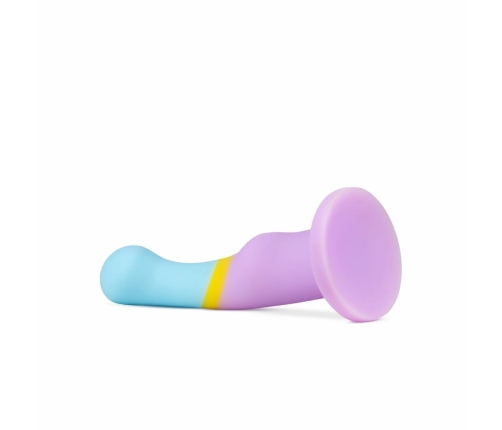Blush Avant D14 Heart of Gold Silicone Model with Suction Base 18 cm