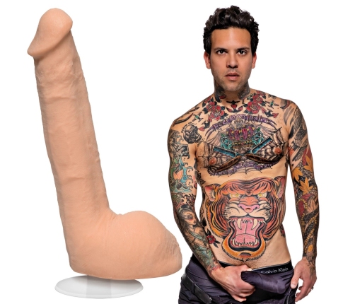 Small Hands - Realistic ULTRASKYN Dildo - 9 / 22 cm