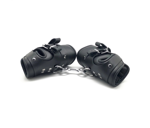 Red Leather Suspension Cuff Black - Vegetable-Tanned, European Made