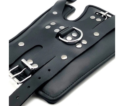 Red Leather Suspension Cuff Black - Vegetable-Tanned, European Made